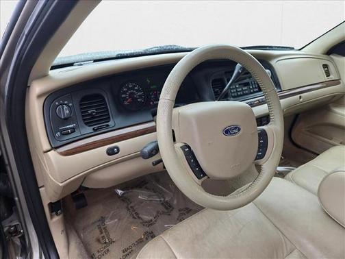 2006 Ford Crown Victoria LX