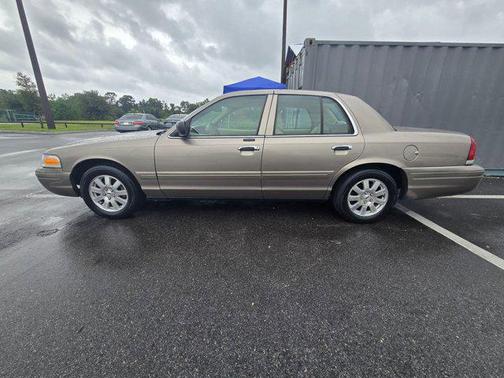 2006 Ford Crown Victoria LX