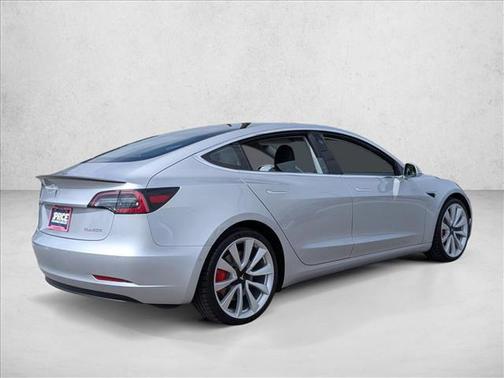Silver 2018 Tesla Model 3 Long Range