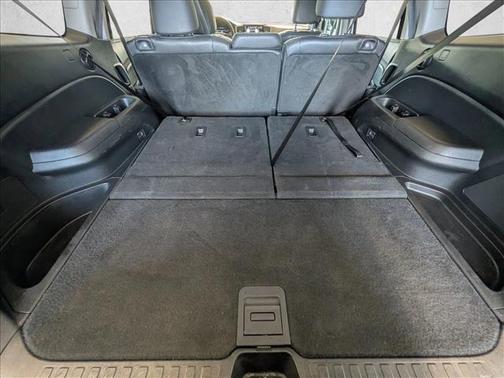 2022 Honda Pilot Touring 8-Passenger