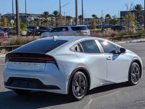 2024 Toyota Prius LE