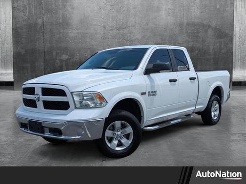2017 RAM 1500 SLT