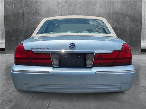 2004 Mercury Grand Marquis GS
