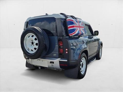2022 Land Rover Defender 90 S