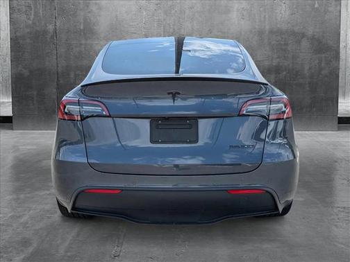 2022 Tesla Model Y Performance Dual Motor All-Wheel Drive
