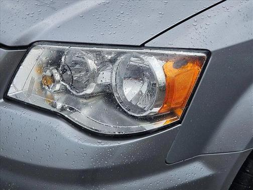 2013 Chrysler Town & Country Touring-L