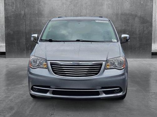 2013 Chrysler Town & Country Touring-L