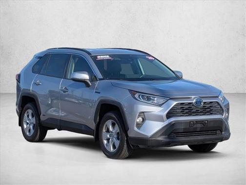 2020 Toyota RAV4 Hybrid XLE