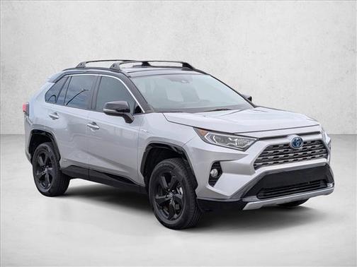 2020 Toyota RAV4 Hybrid XLE