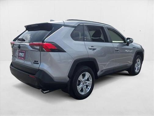 2020 Toyota RAV4 Hybrid XLE