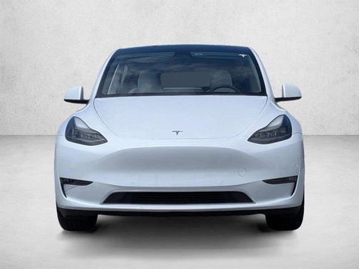 Pearl White Multi-Coat 2022 Tesla Model Y Performance Dual Motor All-Wheel Drive