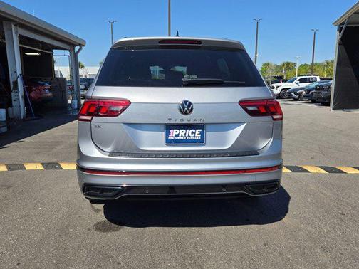 2023 Volkswagen Tiguan 2.0T SE R-Line Black