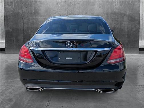 2016 Mercedes-Benz C-Class Luxury