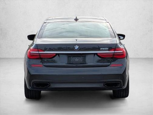 2019 BMW 750 I