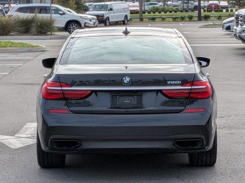 2019 BMW 750 I