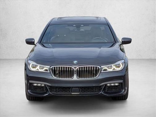 2019 BMW 750 I