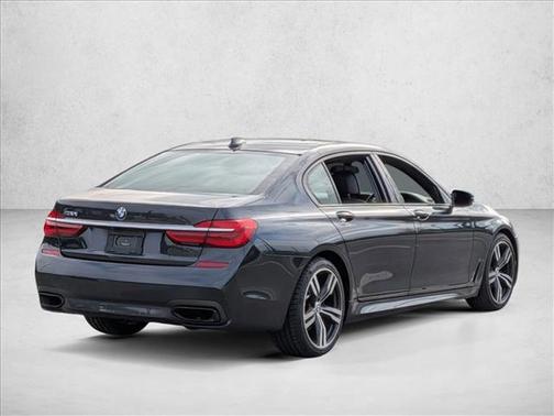 2019 BMW 750 I