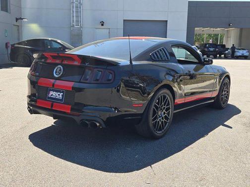 2014 Ford Shelby GT500 Base