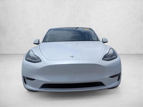 Pearl White Multi-Coat 2022 Tesla Model Y Long Range Dual Motor All-Wheel Drive