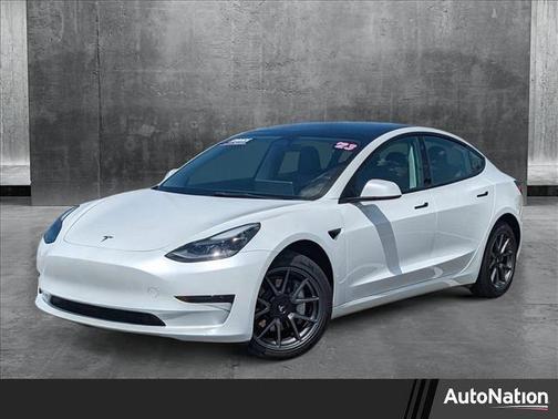 2023 Tesla Model 3 Standard Range