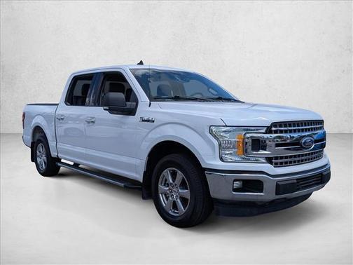 Oxford White 2019 Ford F-150 XLT