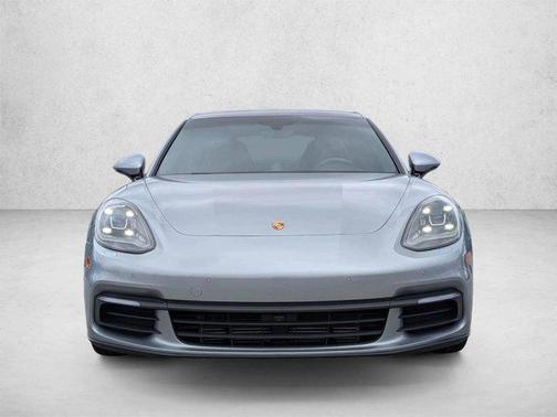 Dolomite Silver Metallic 2018 Porsche Panamera RWD