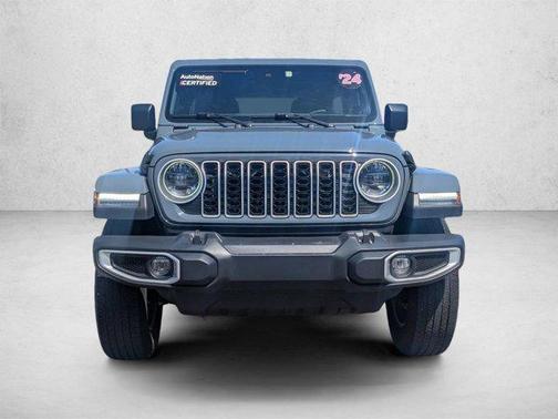 Anvil Clear Coat 2024 Jeep Wrangler 4-Door Sahara 4x4