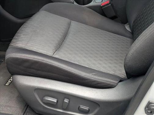 Brilliant Silver 2018 Nissan Rogue SV
