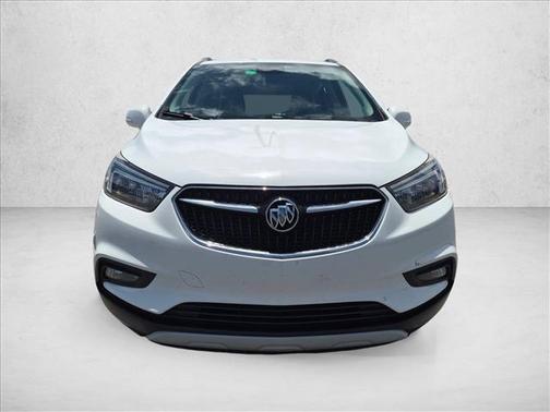 Summit White 2017 Buick Encore Preferred II