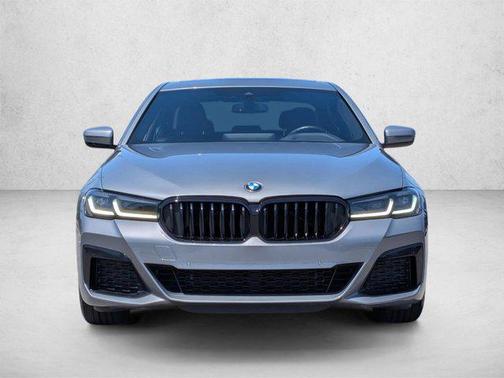 Skyscraper Gray Metallic 2023 BMW 530 i