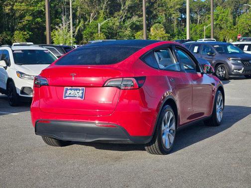 Red Multi-Coat 2022 Tesla Model Y Long Range Dual Motor All-Wheel Drive