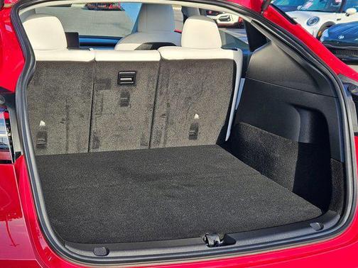 Red Multi-Coat 2022 Tesla Model Y Long Range Dual Motor All-Wheel Drive
