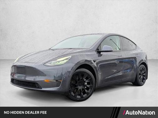 Silver/Gray 2021 Tesla Model Y Standard Range Rear-Wheel Drive