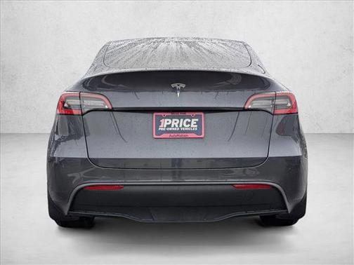 Silver/Gray 2021 Tesla Model Y Standard Range Rear-Wheel Drive