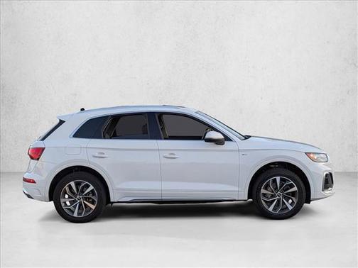 2023 Audi Q5 45 S line Premium Plus