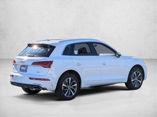 2023 Audi Q5 45 S line Premium Plus
