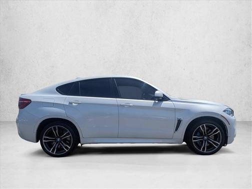 Mineral White Metallic 2018 BMW X6 M Sports Activity Coupe