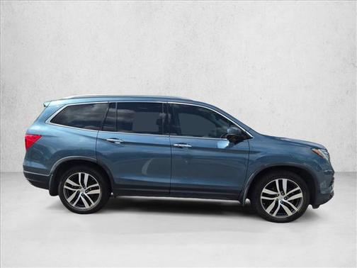 Blue 2016 Honda Pilot Touring