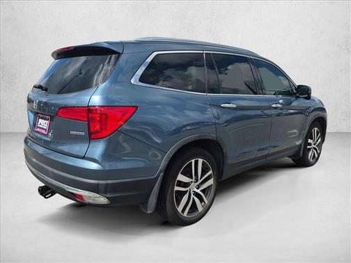 Blue 2016 Honda Pilot Touring