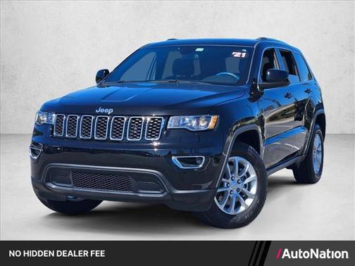 Diamond Black Crystal Pearlcoat 2021 Jeep Grand Cherokee Laredo