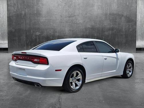 2013 Dodge Charger SE