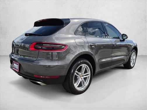 Rhodium Silver Metallic 2018 Porsche Macan Macan