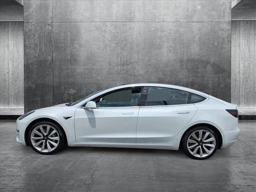 2018 Tesla Model 3 Long Range