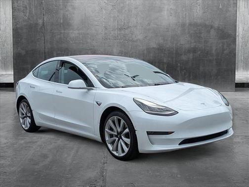 2018 Tesla Model 3 Long Range