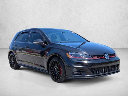 Deep Black Pearl 2019 Volkswagen Golf GTI 2.0T S 4-Door
