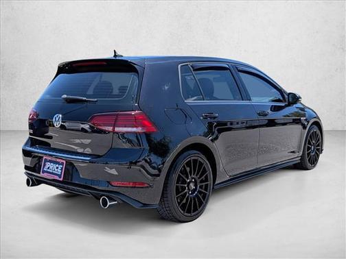 Deep Black Pearl 2019 Volkswagen Golf GTI 2.0T S 4-Door