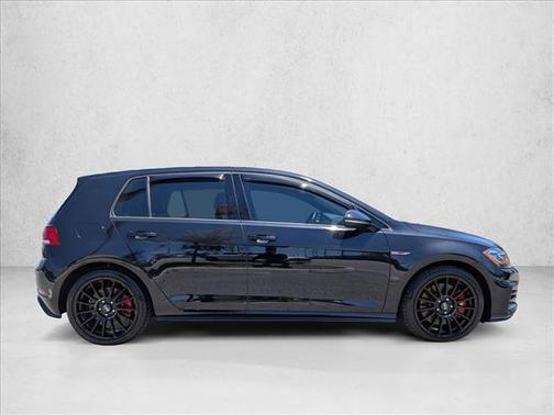 Deep Black Pearl 2019 Volkswagen Golf GTI 2.0T S 4-Door