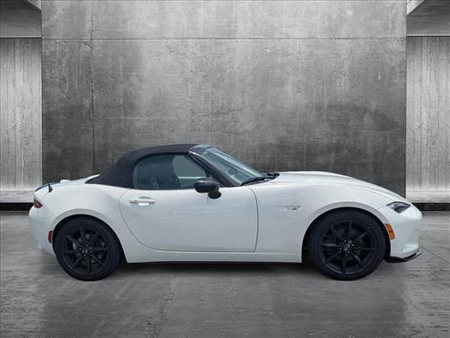 2019 Mazda MX-5 Miata Club