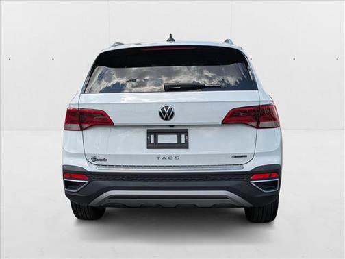 2024 Volkswagen Taos 1.5T SEL