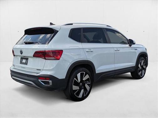 2024 Volkswagen Taos 1.5T SEL
